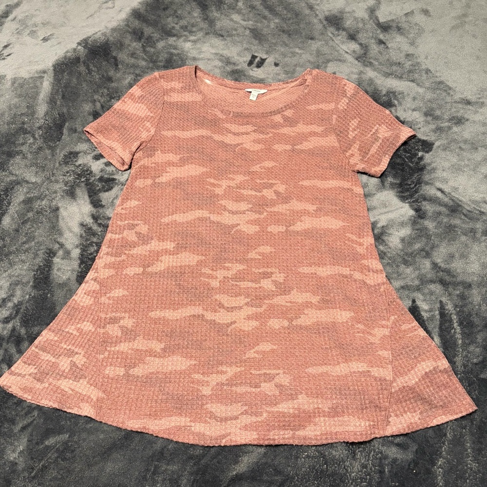 Sonoma Women’s Pink Waffle Material Short Sleeve Shirt